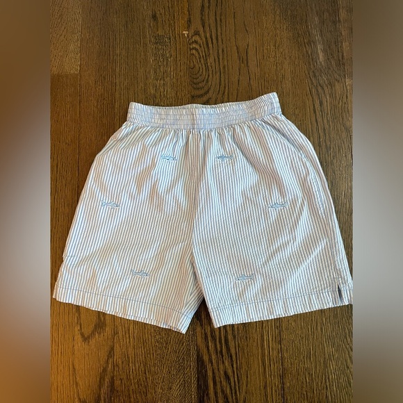 LUIGI KIDS shorts size 5 - Picture 1 of 3